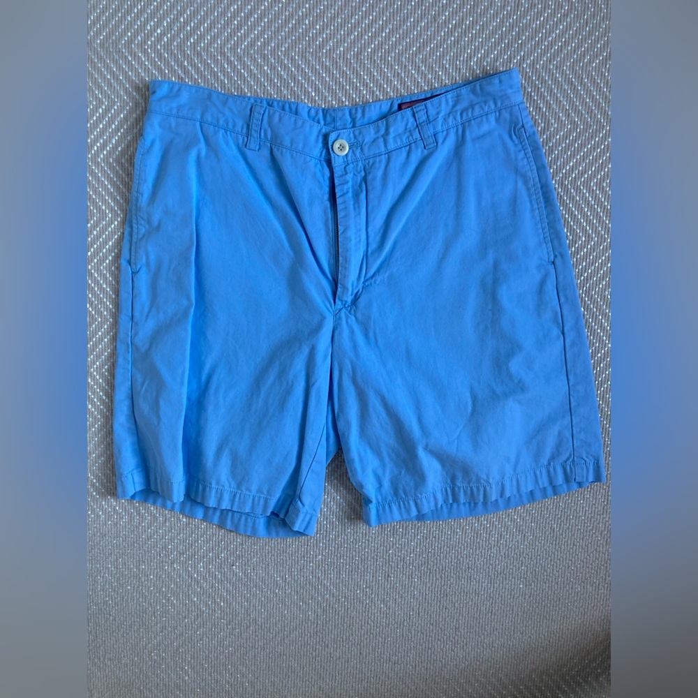 Vineyard vine’s men’s shorts